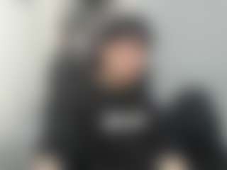 Iantwink18's Live Sex Cam Show