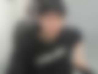 Iantwink18's Live Sex Cam Show