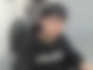 Iantwink18's Live Sex Cam Show