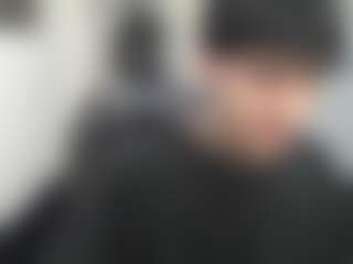 Iantwink18's Live Sex Cam Show