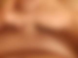 Live cam show with Rorili - Tease on Camiplay Live