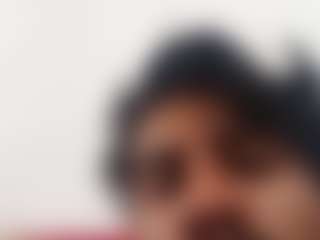 Live cam show with Ismaandyus - Huge Tits on xxxlivecams.org