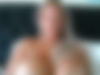 malibumelons's Live Sex Cam Show