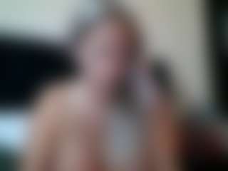 malibumelons's Live Sex Cam Show
