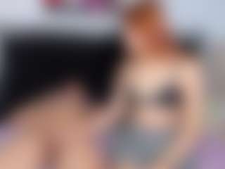 Delphinebella's Live Sex Cam Show