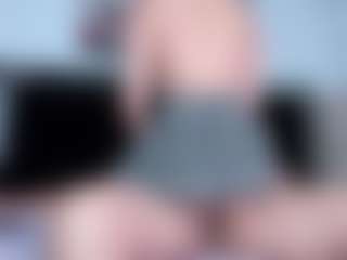 Live cam show with Delphinebella - Ahegao on Dare Cams