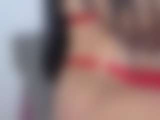Live cam show with Julieta-messy - Upskirt on Dare Cams