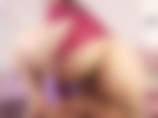 Live cam show with Justonecute - Nails on crypto-cams