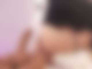 Live cam show with Justonecute - Nails on Camsoda
