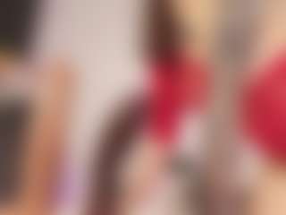 Live cam show with Justonecute - Nails on Camsoda