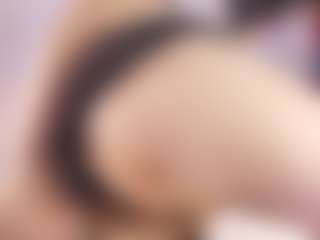 Live cam show with Justonecute - Nails on Camsoda