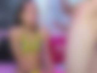 Live cam show with KimberlyHoward - Threesome on madthumbs