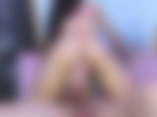 Live cam show with KimberlyHoward - Squirt on fapnchat
