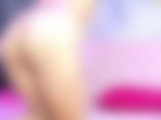 Live cam show with KimberlyHoward - Threesome on Instabang