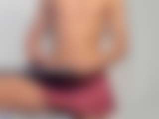 Live cam show with MikeOtthon - Latino on xDating