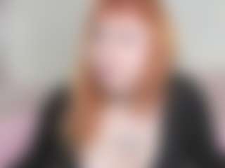 Live cam show with Roxy-Moor - Chubby on 1on1-livenow