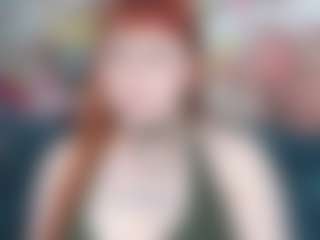 Live cam show with Roxy-Moor - College on Streamer API