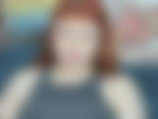 Live cam show with Roxy-Moor - Red Hair on Camsoda