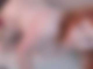 Live cam show with Roxy-Moor - Twerking on Lustler