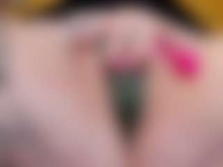Live cam show with Roxy-Moor - Pov on fuck-show.com