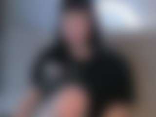 Live cam show with Roxy-Moor - Flirt Young Adult on 1on1-livenow