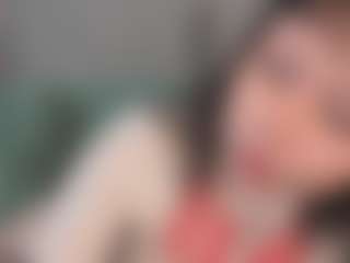 Live cam show with Roxy-Moor - Sweet on livesuperchat.net
