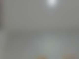 Live cam show with SelenaMiel - Camel Toe on Dolls Live