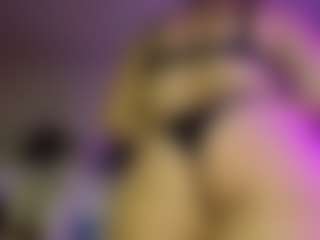 Live cam show with SmokyDee - Ride Torso on live18s.com