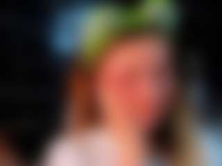 Live cam show with DellaBerliner - Blonde Hair College on SinfulBabes
