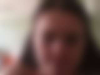 Live cam show with KaroleBelen - Butt Plug on Free Soda