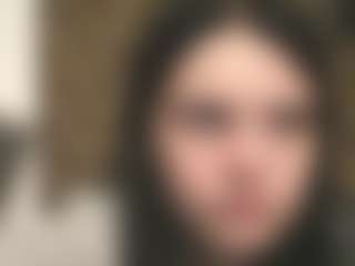 Live cam show with KaroleBelen - Average on live.xbliss.ai