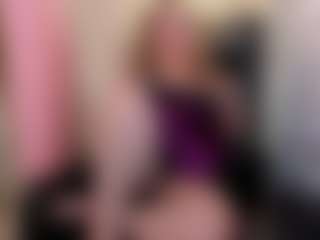 Live cam show with martina-curvy - Mature on Soda Cam