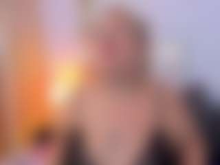 Live cam show with martina-curvy - Granny Blonde Hair on pussylord.com