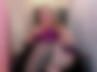 martina-curvy's Live Sex Cam Show