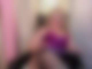 martina-curvy's Live Sex Cam Show