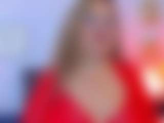 Live cam show with martina-curvy - Body Massage on Camsoda