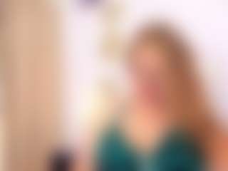 martina-curvy's Live Sex Cam Show