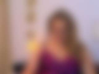 martina-curvy's Live Sex Cam Show