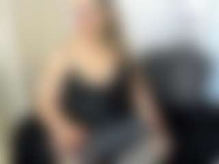 Live cam show with martina-curvy - Interactivetoy Granny on Camsoda