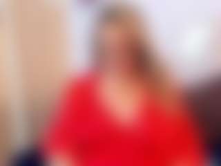 Live cam show with martina-curvy - Blonde Hair Middle Aged on Camsoda