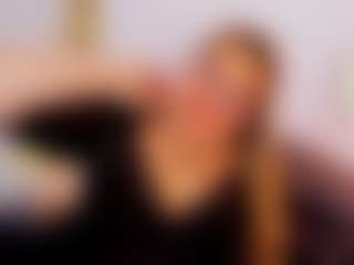martina-curvy's Live Sex Cam Show