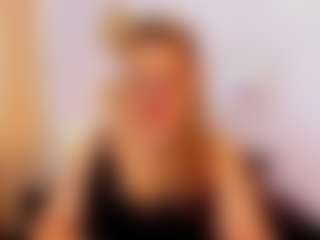 martina-curvy's Live Sex Cam Show