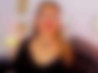 martina-curvy's Live Sex Cam Show
