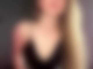 SerenaHale's Live Sex Cam Show