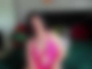 Live cam show with AmenaaVans - Twerking on CamClone