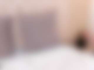 Live cam show with antonellamoon7 - Thin on SmokeAndPoke