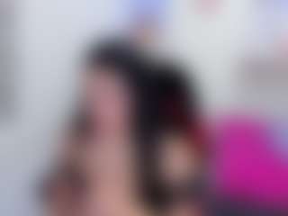 Live cam show with Dakotalee03 - Flash on Camming Site