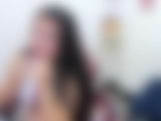 Live cam show with Dakotalee03 - Flash on CamClone