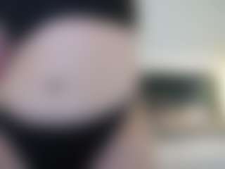 Live cam show with DariaCalm - Athletic on camwithhim.com