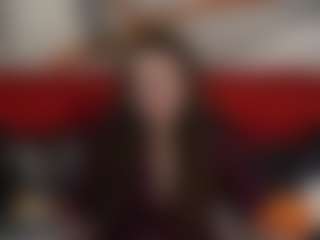 Live cam show with DariaCalm - Striptease on Milfs Live